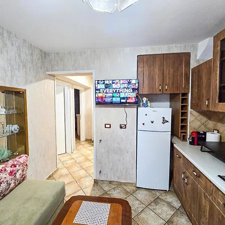 Blloku 2br Tirana